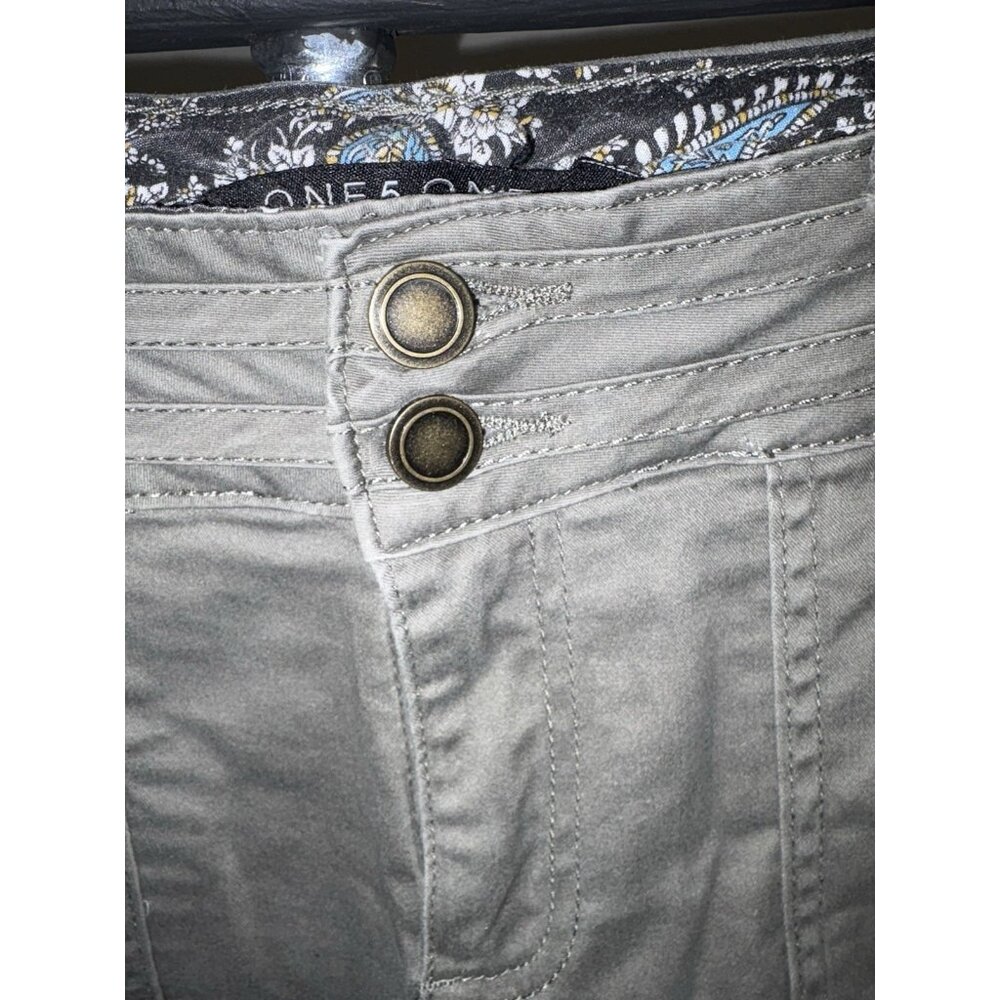 One 5 One Shorts Womens 10 M 32X4.5 Faded Olive Khaki Cotton Spandex Stretch - Picture 3 of 9